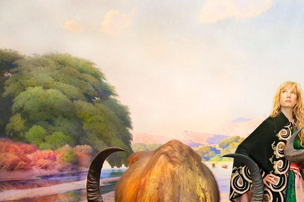 Tienda Vintage Madrid: trajes de boda, vestidos de fiesta, trajes vintage, kimonos, trajes de pel&iacute;cula, vestidos de Hollywood, sombreros, zapatos, Marc Jacobs, Armani, Prada, John Galliano, Moschino, Etro, Hungaro, Calvin Klein, Dolce y Gabbana, Christian Lacroix, Gucci, Dior &iexcl;Viva el vintage!